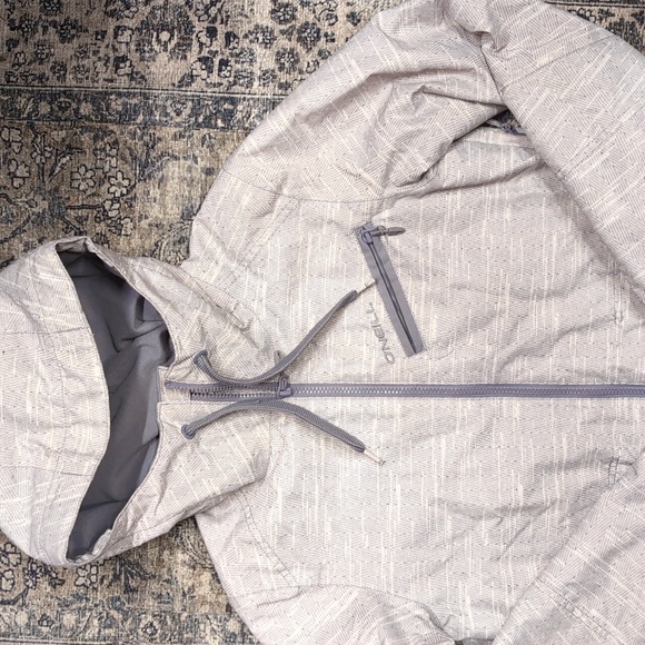 Oneil Waterproof Snow Jacket w/ 8Kmm Waterproof Rating - Picture 8 of 9